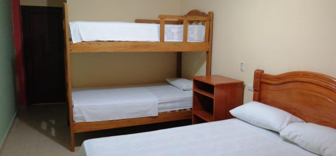 Hotel Internacional En Атакамес Екстериор снимка