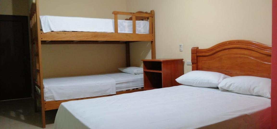 Hotel Internacional En Атакамес Екстериор снимка